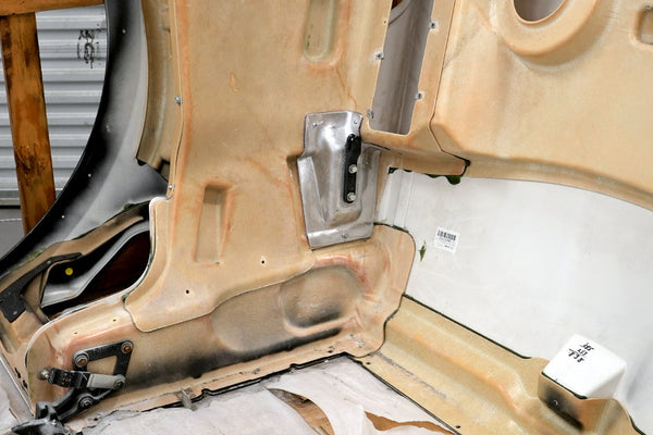 Kenworth T880 Short Forward Axle Hood Strut Mount Repair