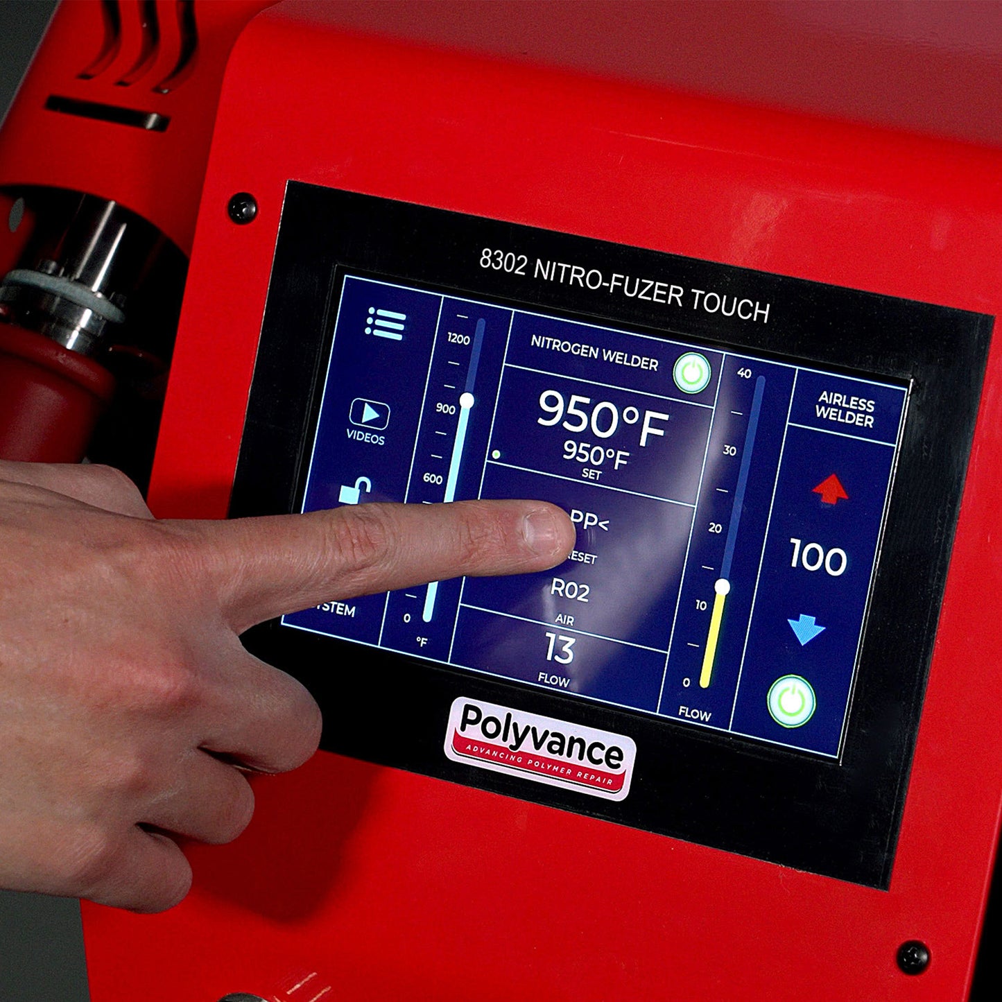 Welder touchscreen displaying a temperature setting of 950°F and flow setting of 13 LPM, a finger is touching the screen