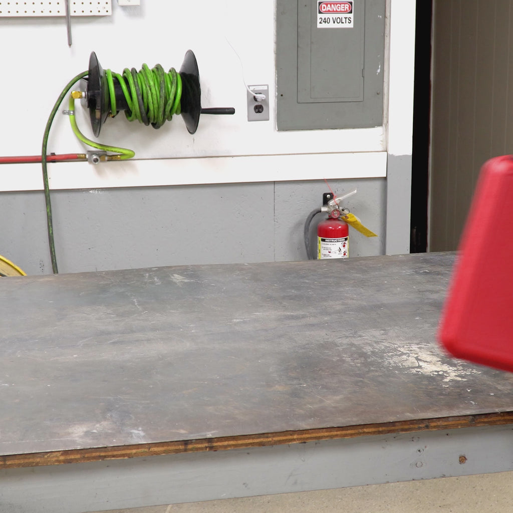 Video showcasing the Mini-Weld Model 7 airless plastic welder